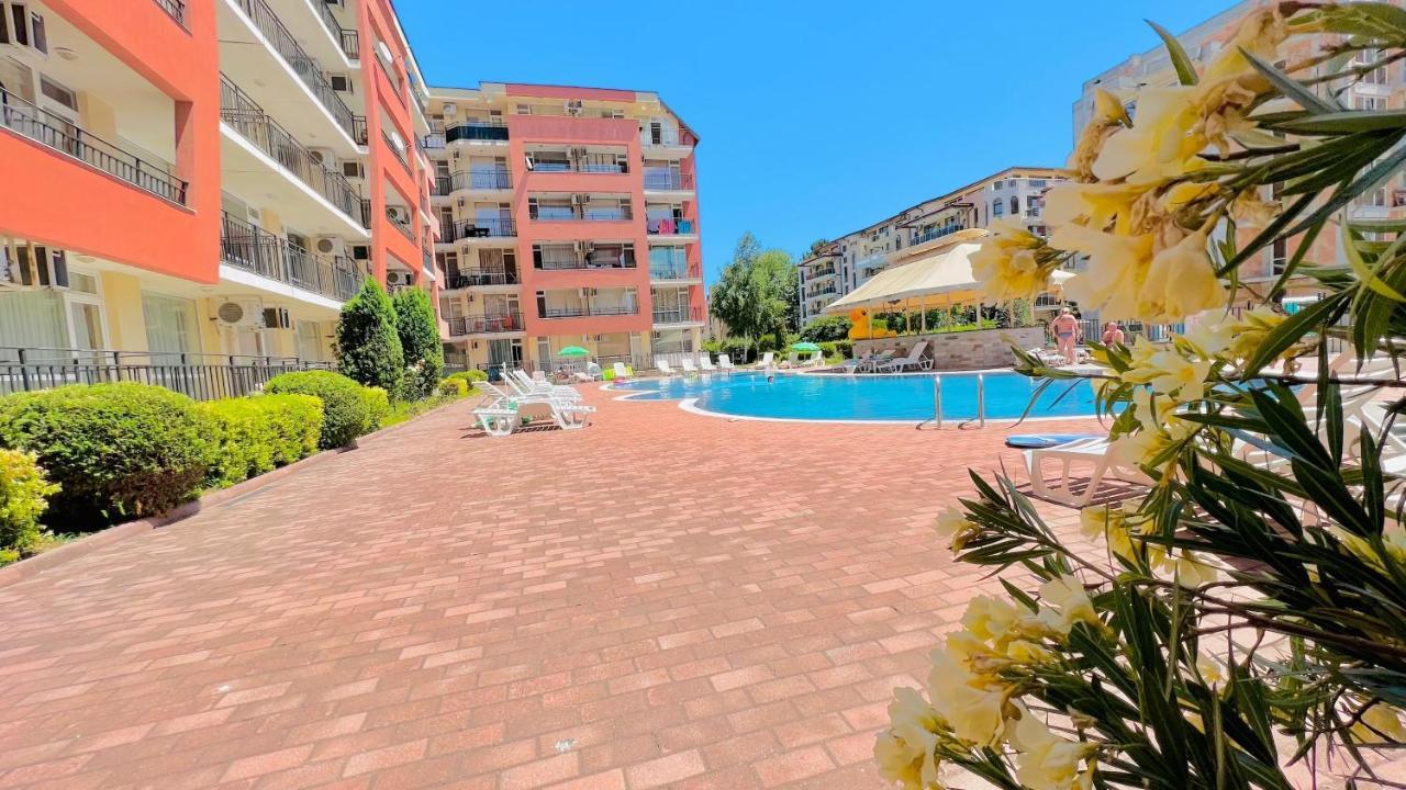 Bratanov Sunset Beach 3 Słoneczny Brzeg Zewnętrze zdjęcie