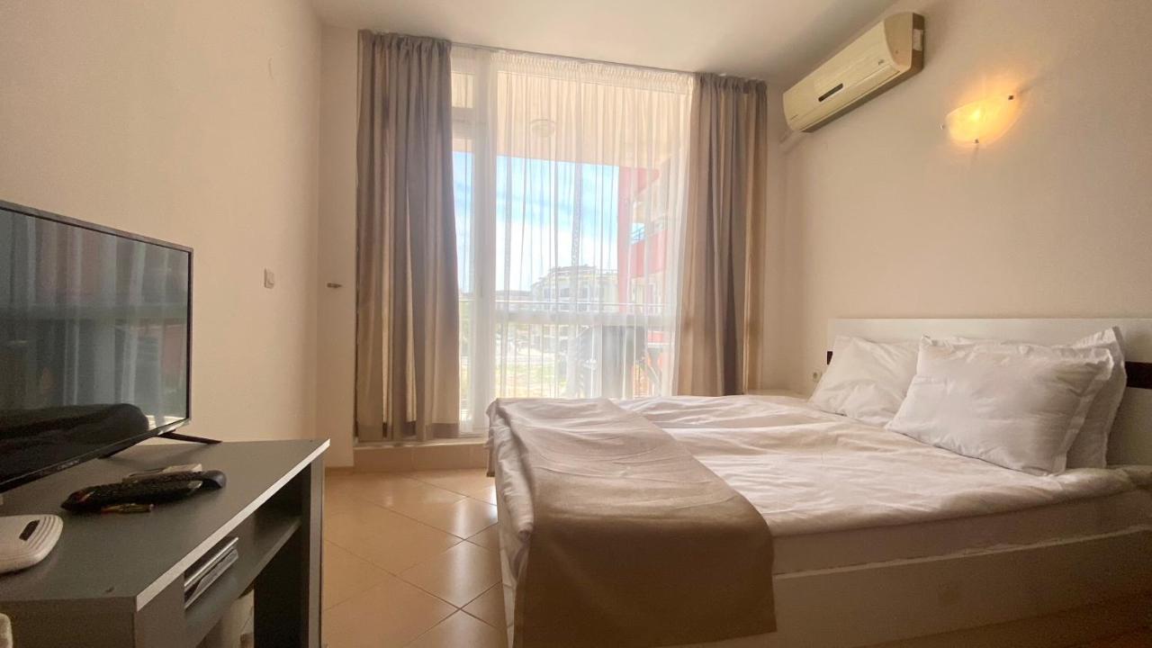 Bratanov Sunset Beach 3 Słoneczny Brzeg Zewnętrze zdjęcie